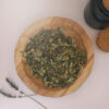 Mélange de plantes de la tisane équilibre émotionnel Que se ravive la flamme, présenté en vrac.