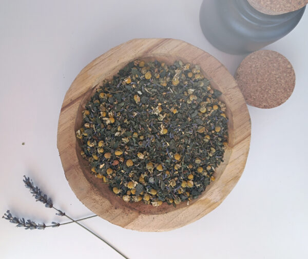 Mélange de plantes de la tisane Que se dissipent les brumes, présenté en vrac.