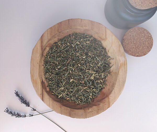 Mélange de plantes de la tisane digestion Que revienne la légèreté, présenté en vrac.